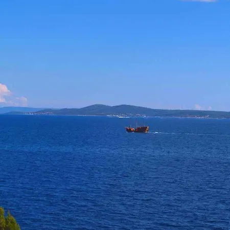 Διαμέρισμα In Okrug Gornji With 1 Τρογκίρ