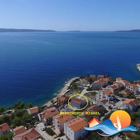 In Okrug Gornji With 1 Trogir
