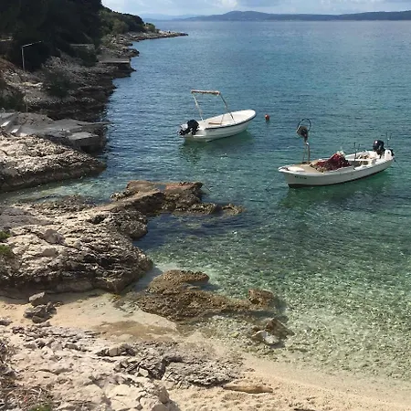 In Okrug Gornji With 1 *