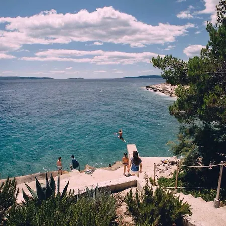 In Okrug Gornji With 1 Apartmán